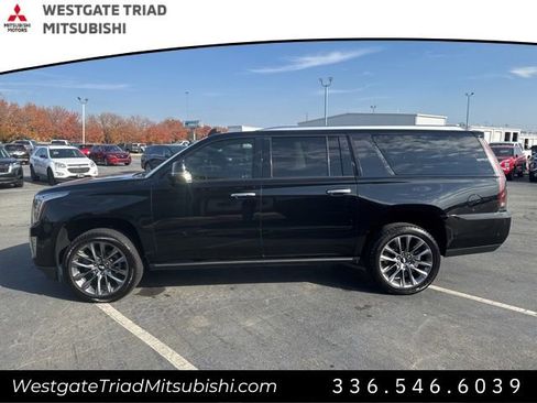 Used 2019 Cadillac Escalade ESV Premium Luxury w/ Escalade Sport Edition image 5