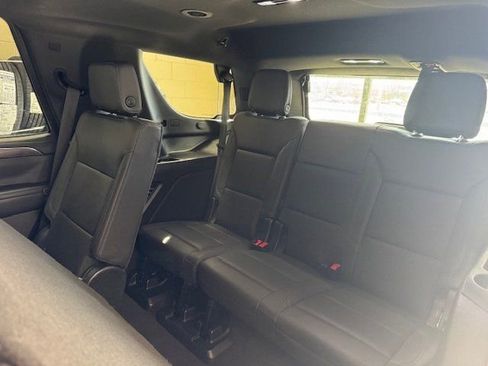 Used 2023 Chevrolet Tahoe LT image 8
