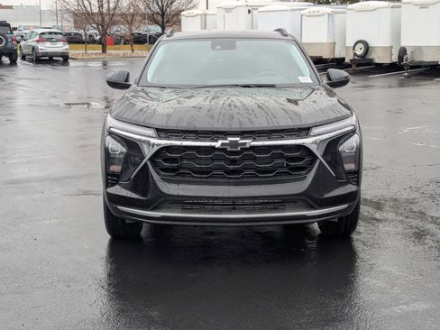 New 2026 Chevrolet Trax LT w/ Driver Confidence Package image 8