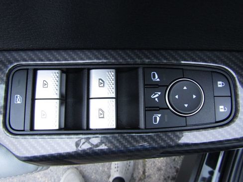 Used 2024 Mitsubishi Outlander SEL AWD/4WD image 22