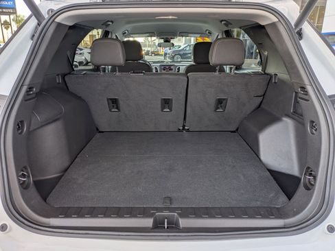 Used 2022 Chevrolet Equinox LT image 25