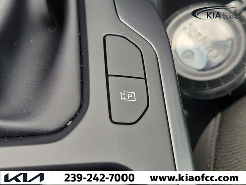 New 2026 Kia K4 FWD image 27