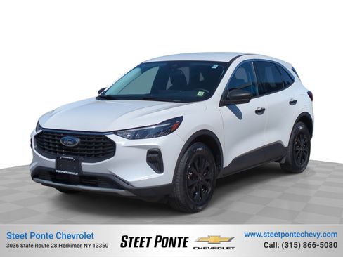 Used 2023 Ford Escape Active w/ Tech Pack #1 AWD/4WD image 1