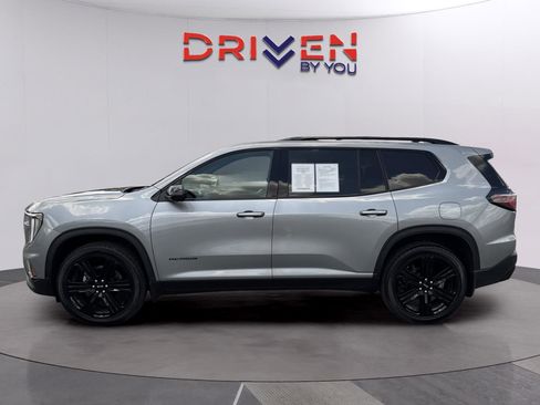 Used 2026 GMC Acadia Elevation w/ Black Edition FWD image 2