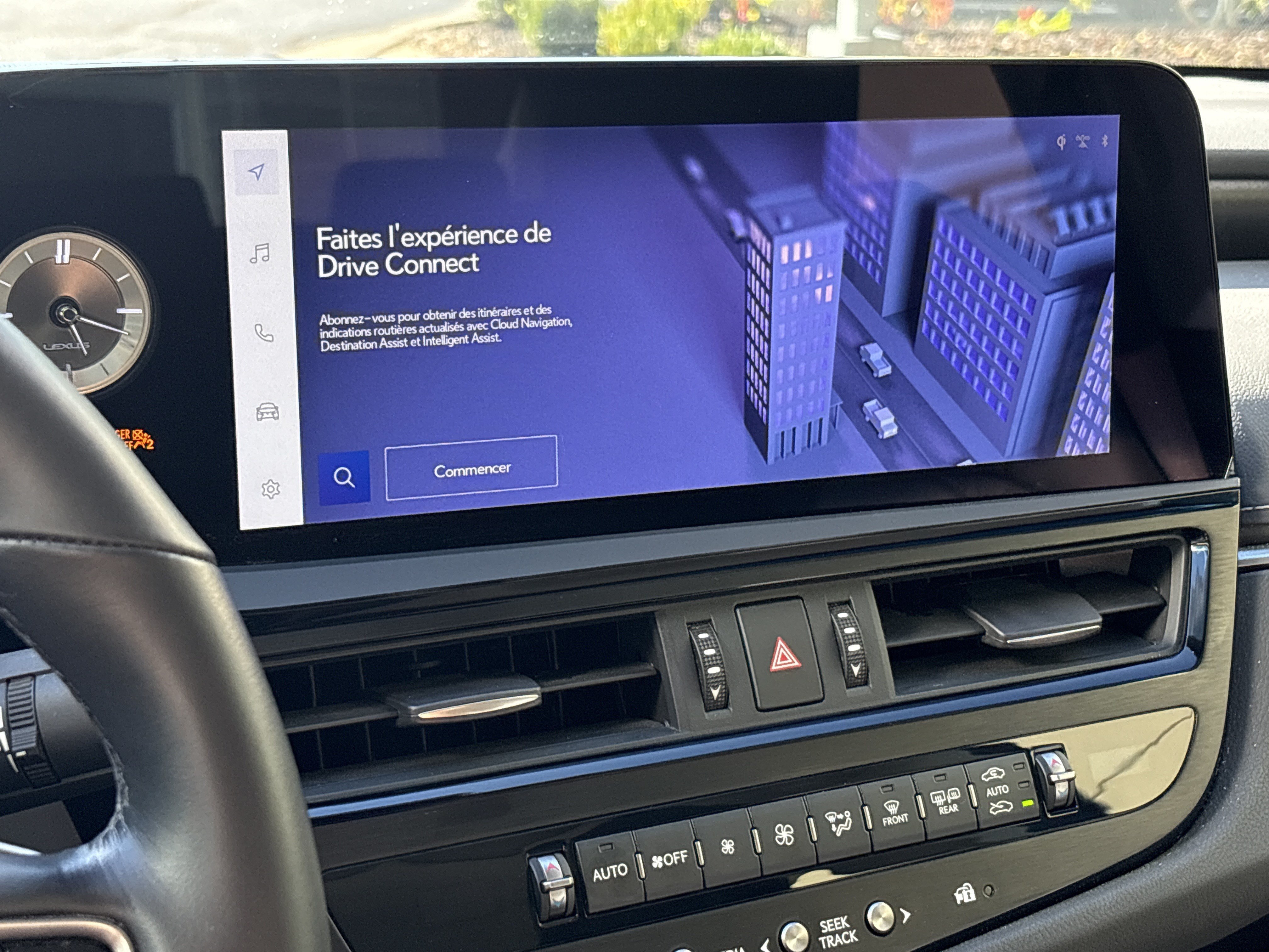 Used 2025 Lexus ES 300h w/ Premium Package FWD image 3