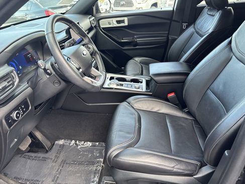 Used 2023 Ford Explorer ST AWD/4WD image 14