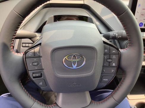 New 2025 Toyota Prius XSE PREMIUM w/ Limited Premium Package image 15