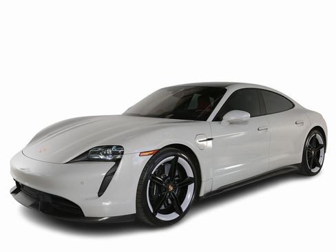 Used 2021 Porsche Taycan Turbo S image 5