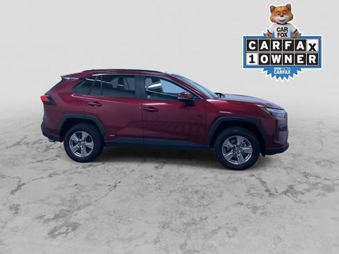 Used 2025 Toyota RAV4 XLE image 2