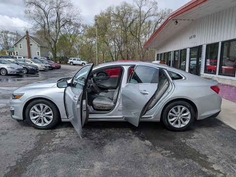Used 2020 Chevrolet Malibu LT FWD image 5