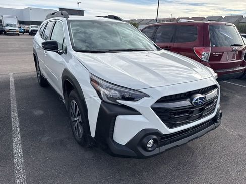 Used 2025 Subaru Outback Premium image 21