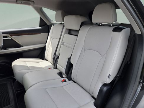 Certified 2022 Lexus RX 350L FWD w/ Premium Package image 28
