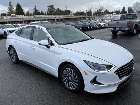 Used 2022 Hyundai Sonata Limited image 2