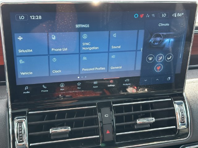 Used 2022 Lincoln Navigator Reserve AWD/4WD image 28