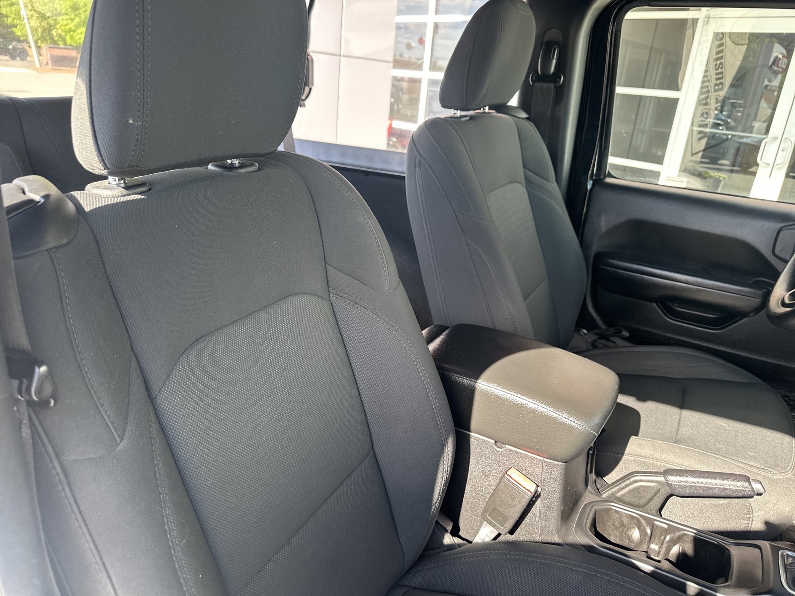 Used 2021 Jeep Wrangler Sport AWD/4WD image 22