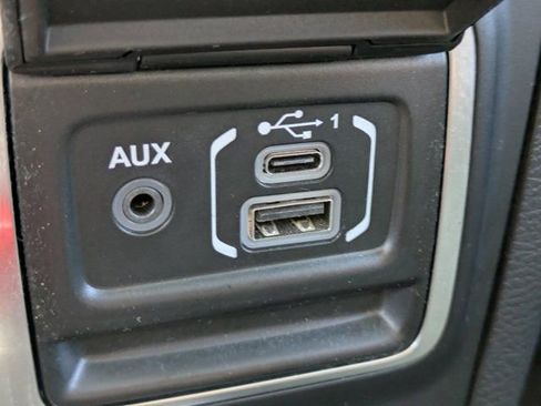 Used 2020 Jeep Wrangler Unlimited Sahara w/ Uconnect 4C Nav & Sound Group image 18