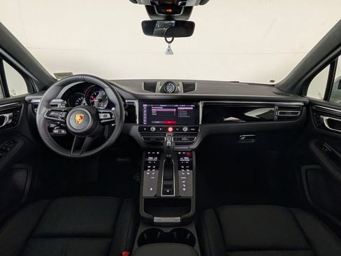 New 2026 Porsche Macan AWD/4WD image 20