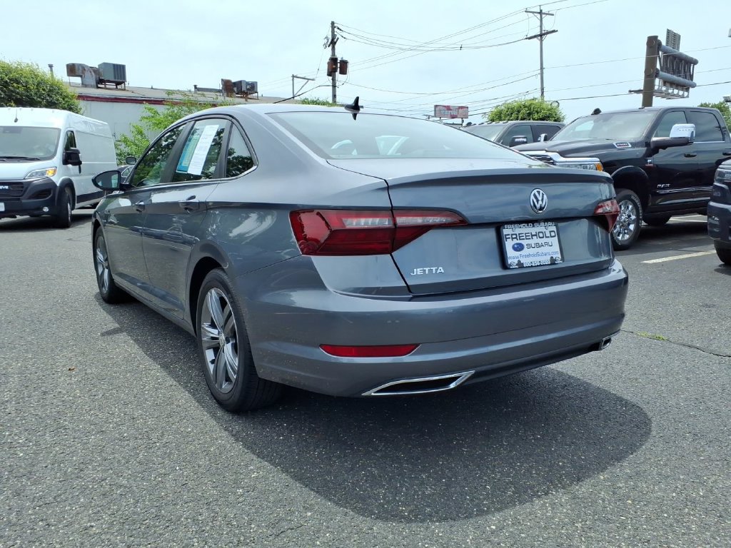 Used 2021 Volkswagen Jetta R-Line w/ R-Line Cold Weather Package FWD image 22
