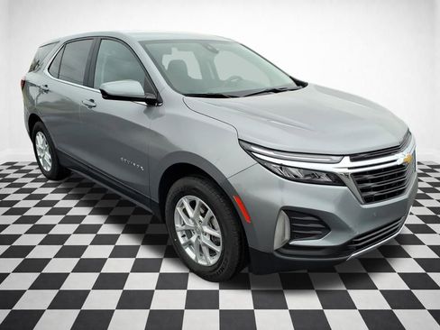 Certified 2023 Chevrolet Equinox LT w/ Driver Convenience Package image 28