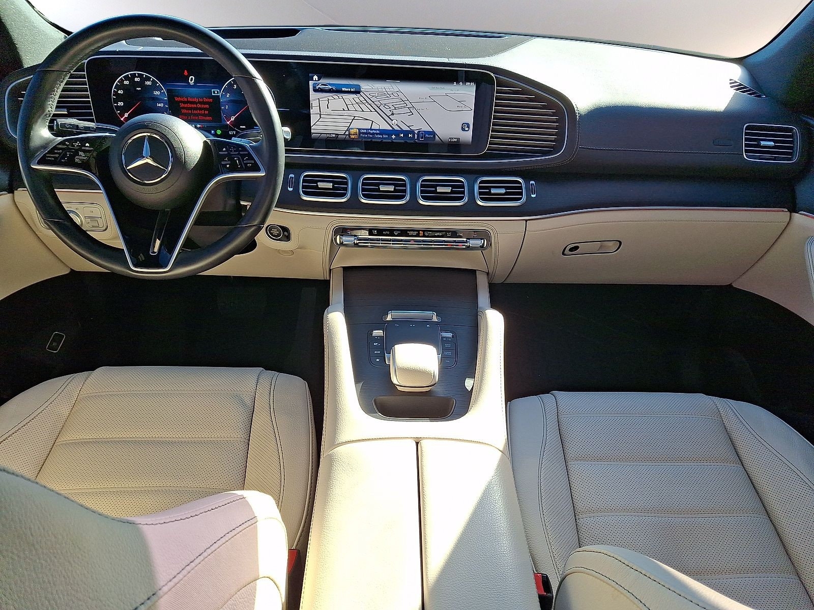 Used 2024 Mercedes-Benz GLE 350 4MATIC image 3