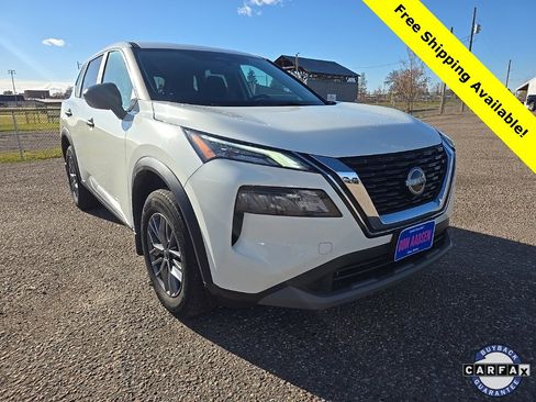 Used 2023 Nissan Rogue S image 1