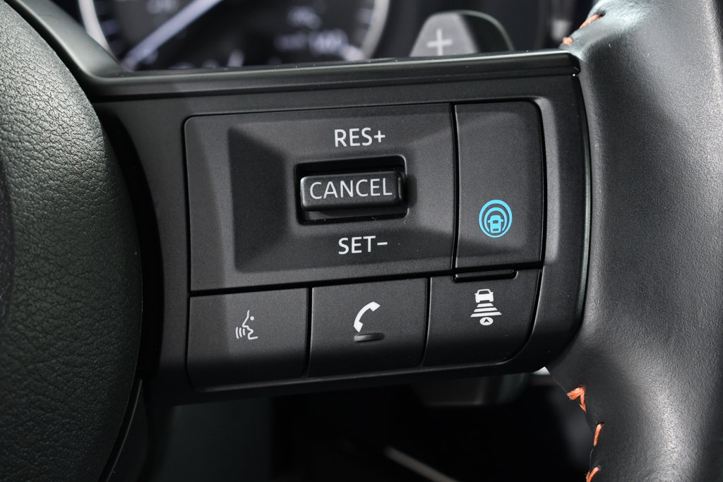 Used 2025 Nissan Pathfinder Rock Creek AWD/4WD image 33