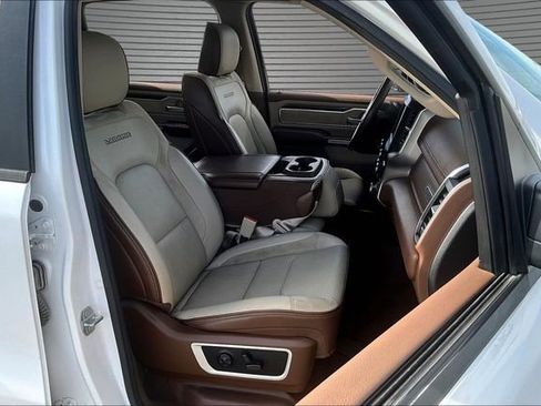 Used 2021 RAM 1500 Laramie image 28