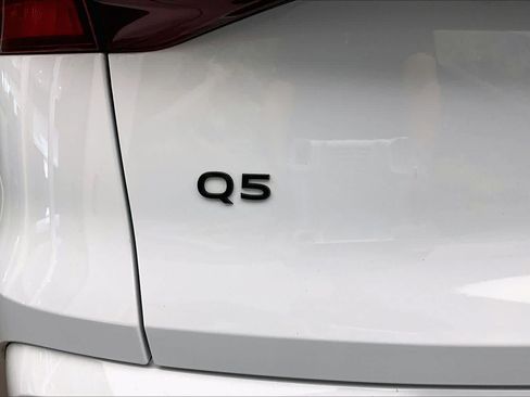 Certified 2025 Audi Q5 Premium w/ Premium Plus AWD/4WD image 32