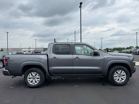 Used 2024 Nissan Frontier SV w/ SV Convenience Package AWD/4WD image 4