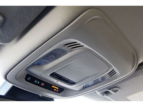 Used 2022 Buick Envision Preferred image 23