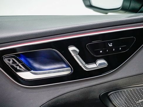 Used 2025 Mercedes-Benz C 300 Sedan image 20