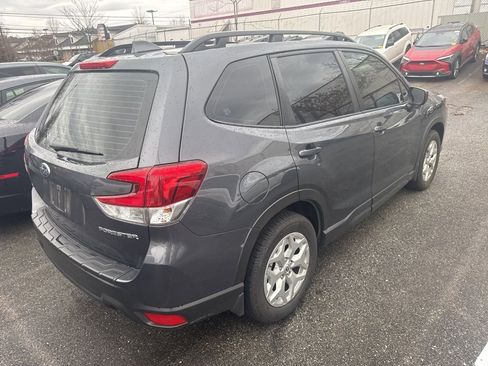 Used 2023 Subaru Forester image 6