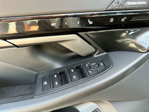 Used 2024 BMW 530i w/ Convenience Package image 13