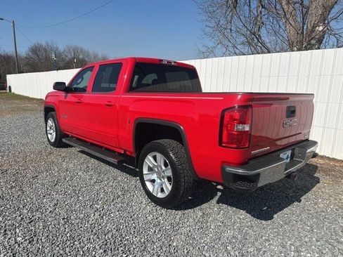 Used 2017 GMC Sierra 1500 SLE w/ SLE Value Package image 3