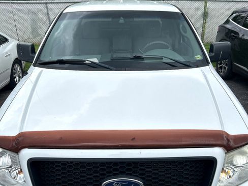 Used 2005 Ford F150 XLT image 3