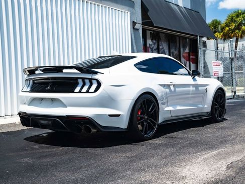 Used 2020 Ford Mustang Shelby GT500 w/ Technology Package RWD image 5