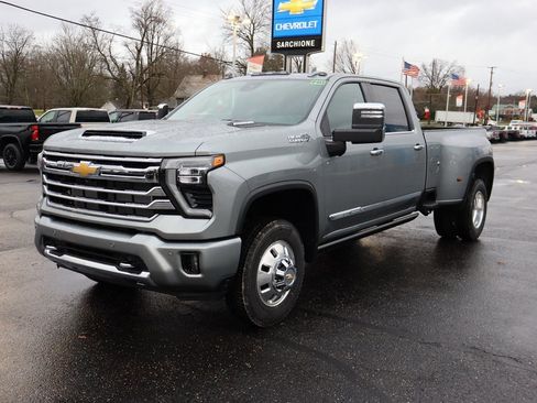 New 2026 Chevrolet Silverado 3500 High Country w/ Technology Package image 22