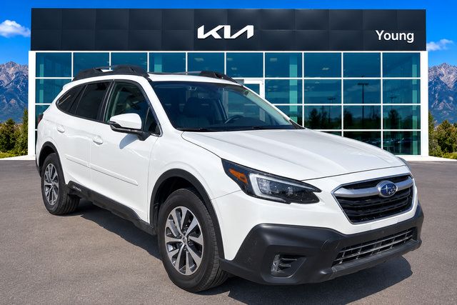 Used 2020 Subaru Outback Premium AWD/4WD image 1