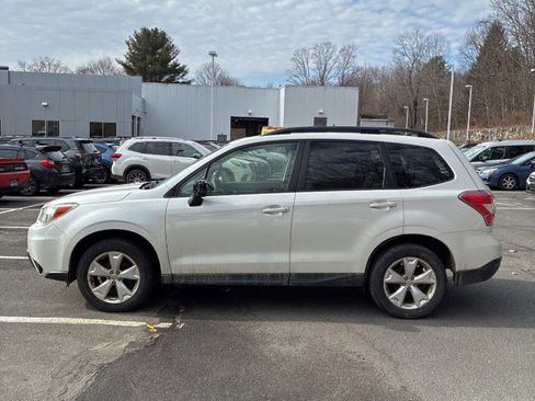 Used 2015 Subaru Forester 2.5i Premium image 2