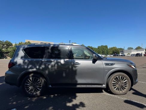 Used 2019 INFINITI QX80 Luxe w/ 22" Wheel Package AWD/4WD image 5
