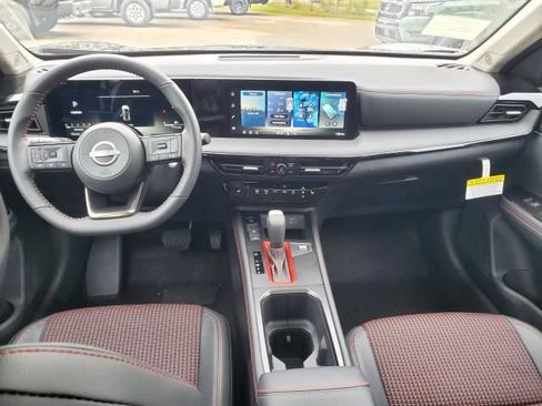 New 2026 Nissan Kicks SR w/ SR Premium Package image 11