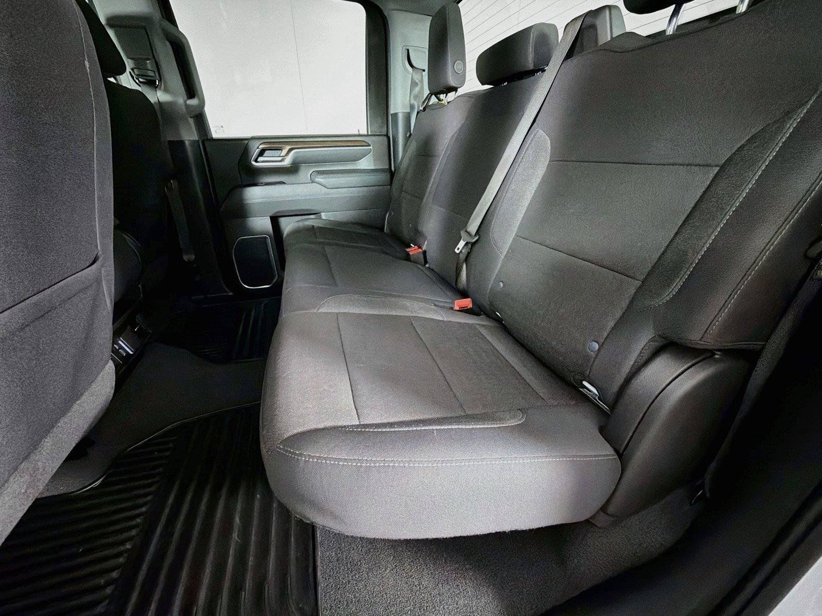 Used 2025 Chevrolet Silverado 3500 LT w/ Safety Package AWD/4WD image 26
