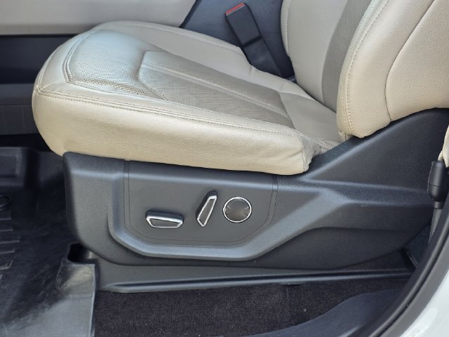 Used 2023 Ford Expedition Max Limited RWD image 16