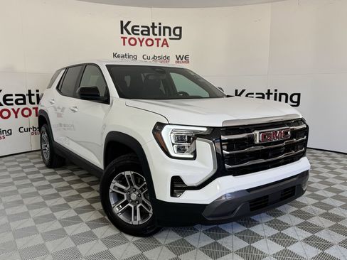 Used 2025 GMC Terrain Elevation image 3