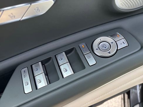 New 2026 Genesis GV80 2.5T Prestige AWD/4WD image 13