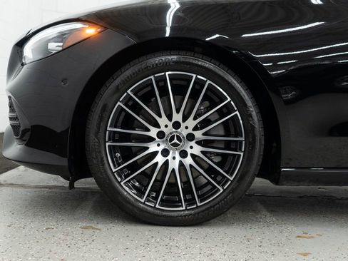 Used 2025 Mercedes-Benz C 300 4MATIC Sedan image 39