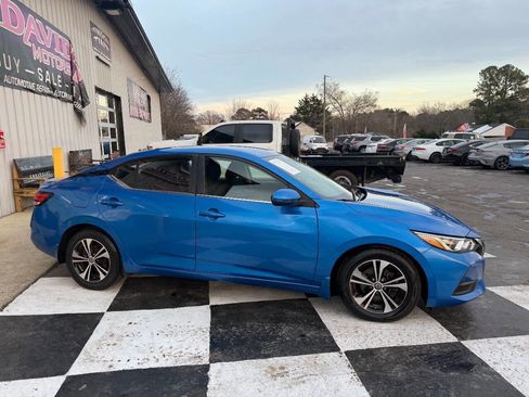 Used 2021 Nissan Sentra SV image 4