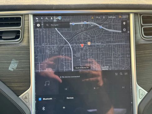 Used 2016 Tesla Model S 75D image 11