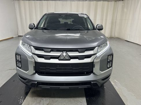 Used 2023 Mitsubishi Outlander Sport ES AWD/4WD image 3