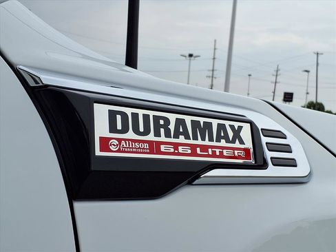 New 2026 GMC Sierra 2500 Pro image 2